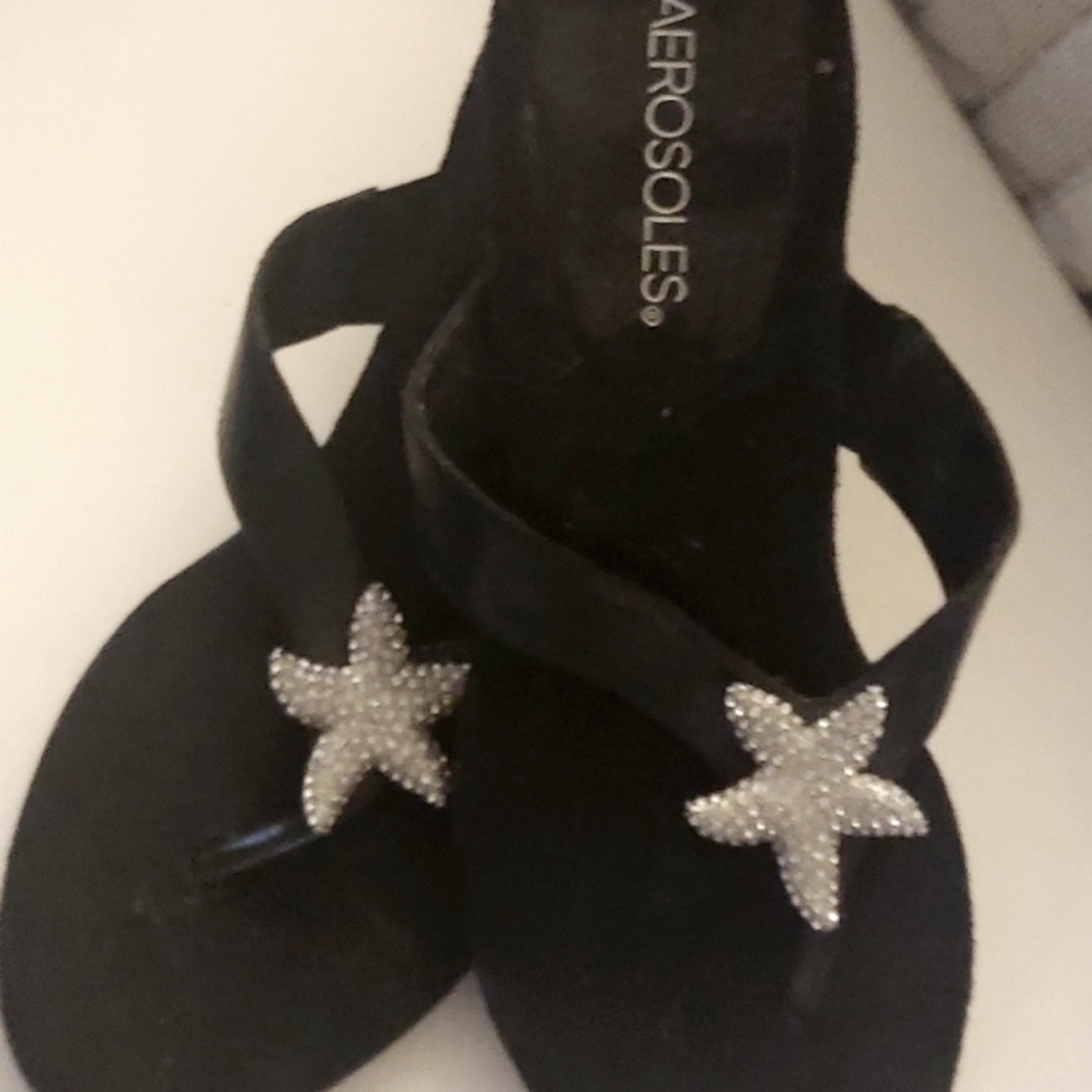 Aerosoles Black Sandals Size 8